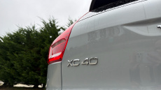 Volvo XC40 2.0 B4P Plus Dark 5dr Auto Petrol Estate